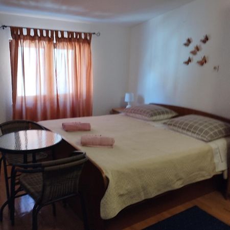 Guest House Gracijana ماكارسكا المظهر الخارجي الصورة
