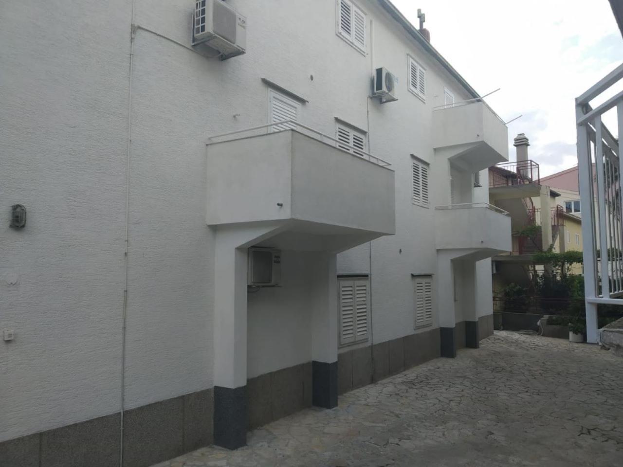 Guest House Gracijana ماكارسكا المظهر الخارجي الصورة